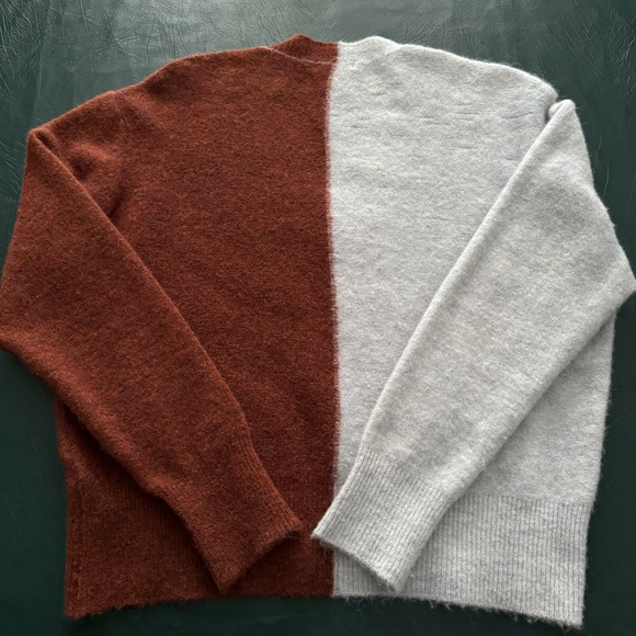 Italian two color sweater, warm and too cute with jeans, excellent condition. - Picture 5 of 5